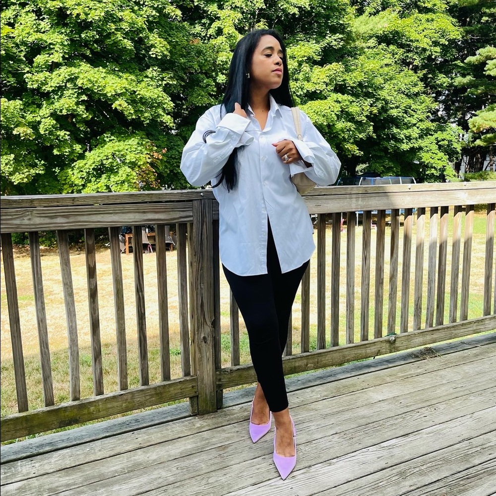 Meet your Posher, Ari